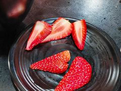 -果松木炭酸菜铜火锅·外婆参鸡汤