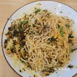 点了一个新品干拌卤油米线