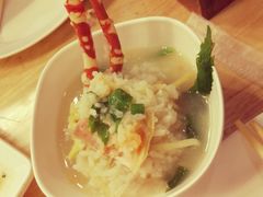 -J Daeng Seafood