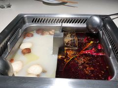-海底捞火锅鲜切牛肉主题店(长寿路店)