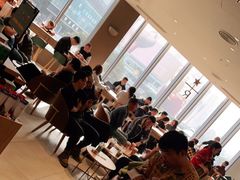 等位区-星巴克臻选(重庆大融城店)