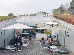 门面-UNI UNI(环亚凯瑟琳店)