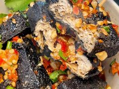 -黑色经典臭豆腐·湖南特产(步行街店)