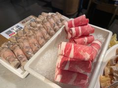 精选肥牛-尚尚仙·酸汤猪手·猪肚鸡火锅(华联万柳购物中心店)