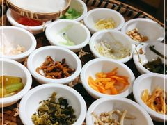 -包整·丝娃娃(一览甲秀楼风景店)