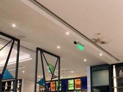 -港丽餐厅(高德置地店)