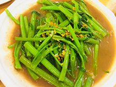 -J Daeng Seafood