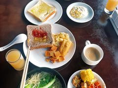 -粤海酒店-旋转餐厅