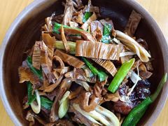 -万景饭店·鱼街农家菜