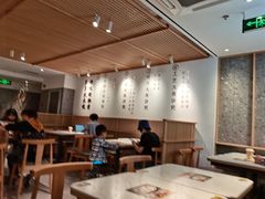 -老娘舅(吴山路店)