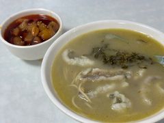 -明呈黄鱼面馆(斜土路店)