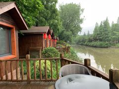 -上海怡沁园度假酒店