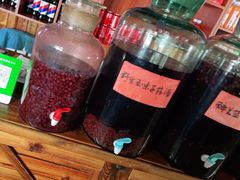 -果松木炭酸菜铜火锅·外婆参鸡汤