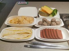 -海底捞火锅(金山百联店)