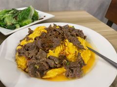 牛肉滑蛋饭-有章牛杂(石厦店)