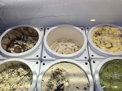 草莓芝士蛋糕口味-芭斯罗缤31冰淇淋(BHG MALL上地店)