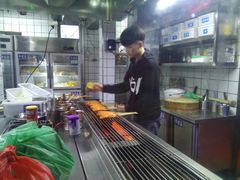 -路边摊小炉子烧烤