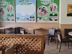 用餐区-德克士(通宝路店)