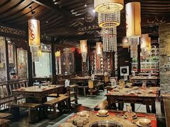 -小龙坎火锅(湖滨银泰in77店)