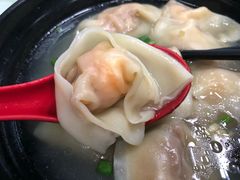 咸蛋黄馄饨-食惠里小笼包面馆(越秀店)