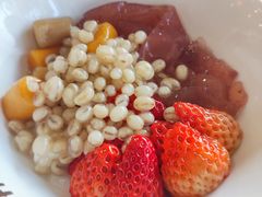 莓椰芋泥厚乳-鲜芋仙(苏州干将店)
