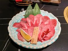 -山川小町·极番烧肉(新地假日广场店)