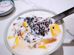 芒果豆花黑糯米-堂屋糖水店(愚园店)