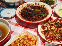 -洪霞餐馆·川菜·鲜货现炒(两江春城店)