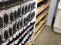 -名创优品(海珠乐峰广场店)
