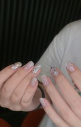 -情同手足美甲美睫