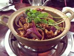 -胡须佬鸡煲四季火锅店(石厦西村直营店)