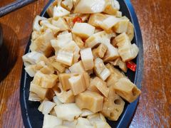 鲜辣藕丁-束河人家(南锣鼓巷店)