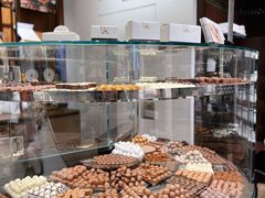 -Laderach 莱德拉(上海环贸iapm店)