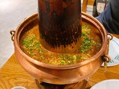 铜锅油焖鸡-一坐一忘云南菜(嘉里中心店)