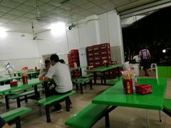 -明记砂煲美食(人民北路四十号大院店)