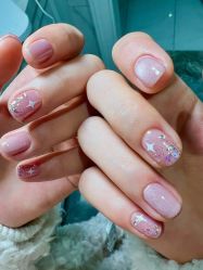 -蜜丝卡伦美甲美睫半永久