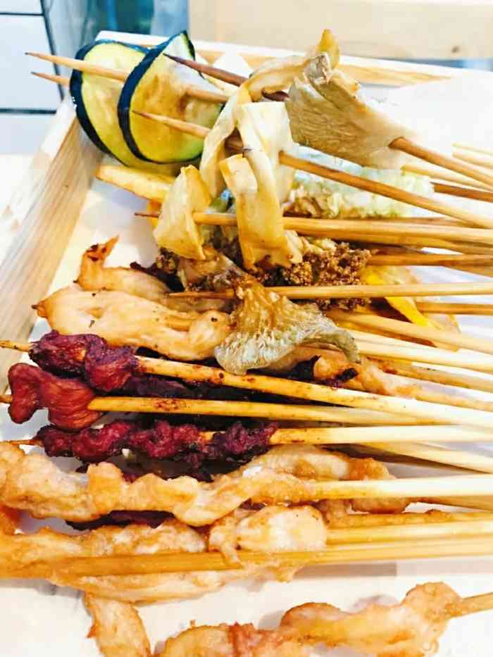 清幺九炸串-"感谢点评金主的霸王餐,处在巷子里的店,一.