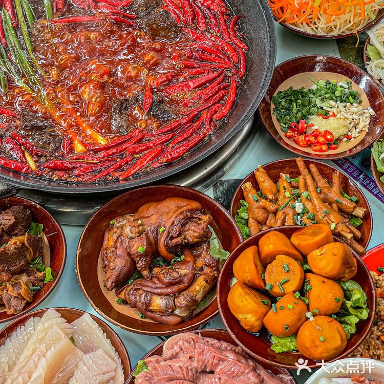 终于又吃到了!谢霆锋是真的懂火锅的赞爆…