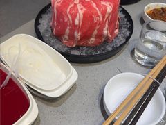 -海底捞火锅(新松江路生日主题店)