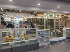 -碧中海汤泉汗蒸酒店