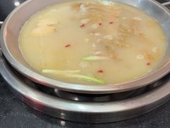 -老来福·非遗酸汤兔(凯旋路店)
