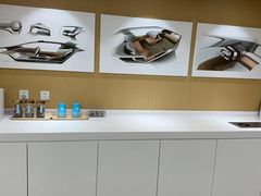 -蔚来空间(北京颐堤港店)