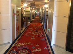 -喜鹊愉家酒店(郑州曼哈顿博览中心地铁站店)