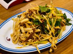 尖椒炒干豆腐-新兴园饺子馆(北京百子湾店)