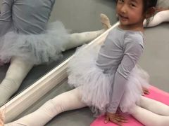 -芳菲舞蹈(杨莲路店)