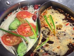 -钢管厂五区小郡肝串串香(滨江店)