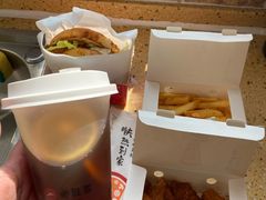 -必胜客(安盛金马店)