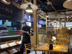 -九锅一堂酸菜鱼(学府凯德店)