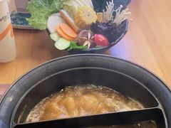 -呷哺呷哺(星光天地店)
