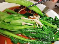 白灼菌菇菜心-新白鹿餐厅(金鹰新街口店)